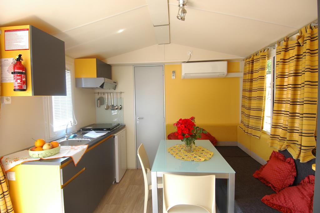 Camping Edy دْيانو مارينا الغرفة الصورة
